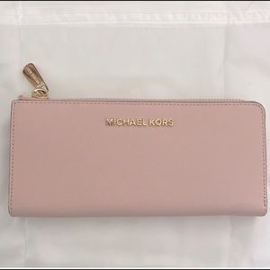 Pink leather Michael kors wallet